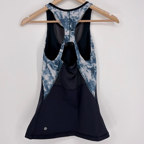 Lululemon Mesh With Me Tank Naval Blue/Sea Side Silver Fox Alberta Lake Size 4 - Picture 1 of 9